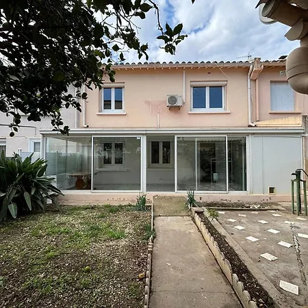 Сasa de vacaciones Maison De *